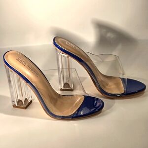 Cape Robbin Atom Women's size 5.5 Lucite Clear Block Chunky Heel Slide Sandals